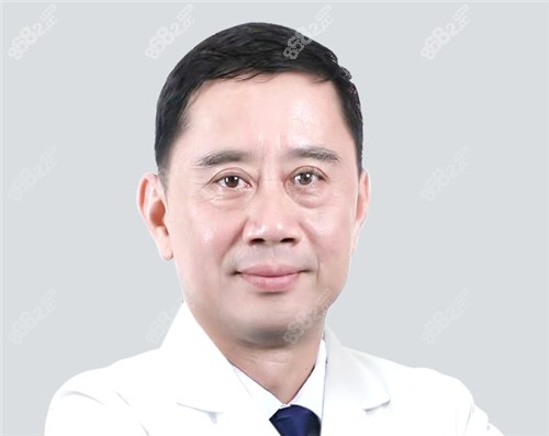 深圳港龙口腔医院陈思韩简介