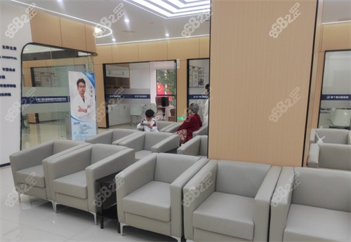 广安莱丁堡口腔医院地址