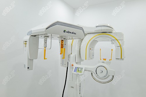 晋城百年口腔医生