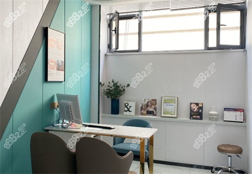 兰州皓亚口腔面诊室