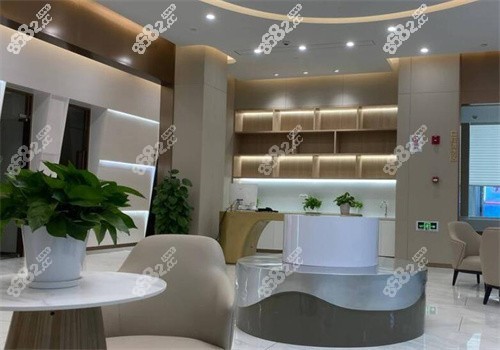 上海易美口腔收费高吗