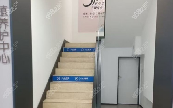 成都美容整形醫(yī)院植發(fā)技術(shù)特點(diǎn)
