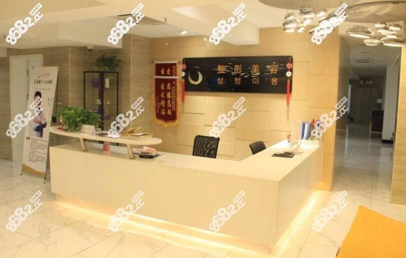 西安<!--<i data=20240705-sp></i>-->第<!--<i data=20240705-sp></i>-->属医院美容科