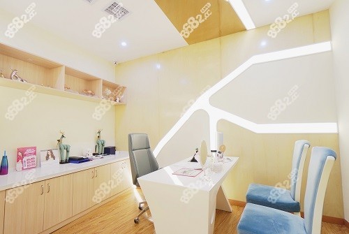 貴陽必?fù)後t(yī)療美容醫(yī)院面診室