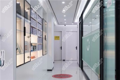 <!--<i data=20240705-sp></i>-->口腔医院走廊