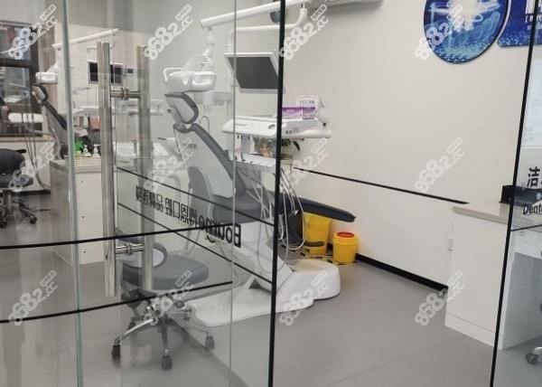 漳州博恩口腔医院诊疗室