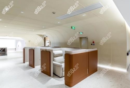 邓晟华抽脂怎么样
