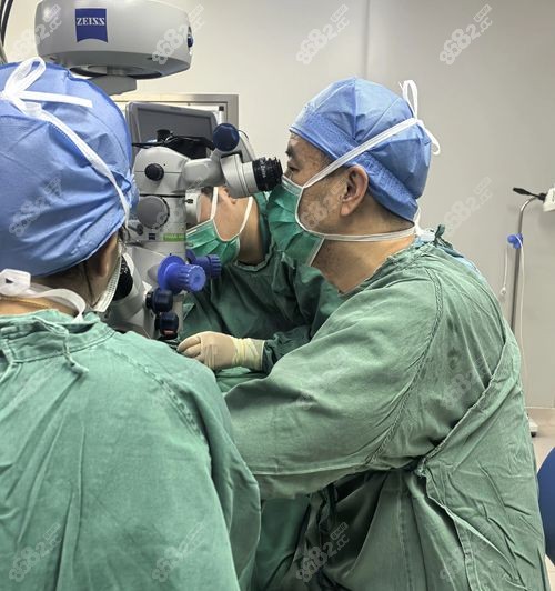 王乐今后巩膜加固术手术费单眼2.5万起