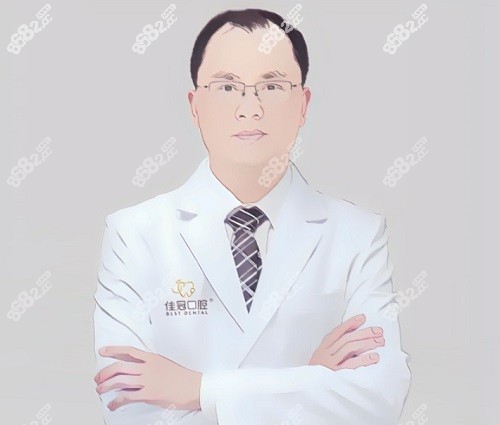 合肥佳冠口腔醫(yī)院何初華醫(yī)生