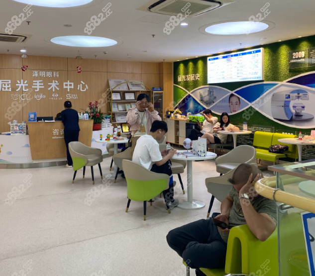 常州泽明眼科医院地址上班时间