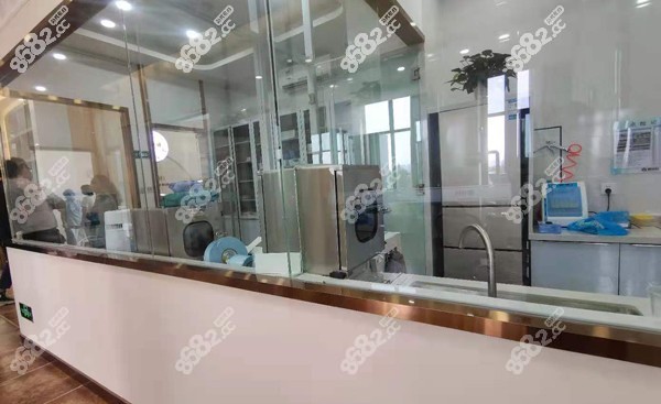 成都圣贝牙科透明消毒室 成都圣贝牙科透明消毒室