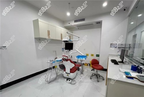 江門德佰年口腔醫(yī)生介紹