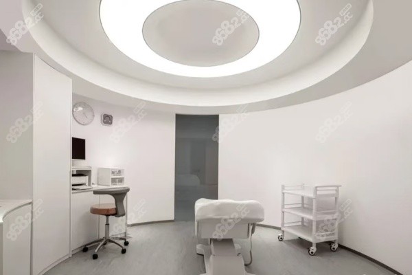 杭州整形醫(yī)生蔣錚錚注射做幼態(tài)臉 杭州整形醫(yī)生蔣錚錚注射做幼態(tài)臉