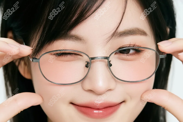 武汉协和医院眼科医生哪个好?张明昌做近视&胡义珍白内障好