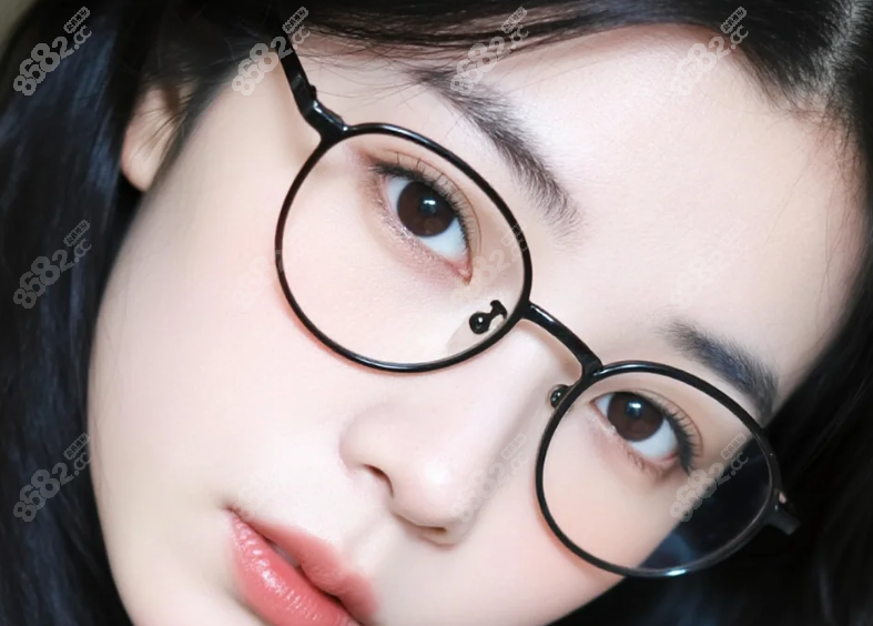 武汉黄陂艾格眼科斜视手术价目表2025版!显微技术+范例实拍