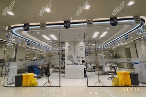 20251010392822.jpg 贵阳柏乐口腔 诊疗室.jpg