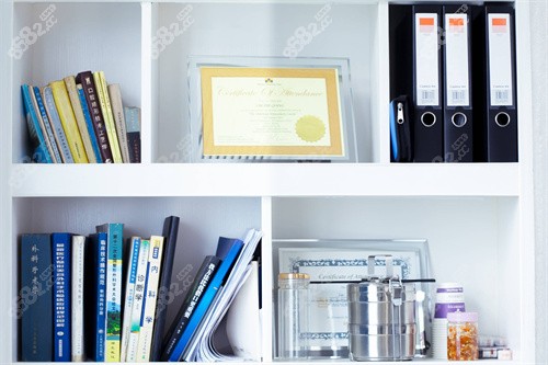 九江星瑞美醫(yī)療美容醫(yī)生辦公室