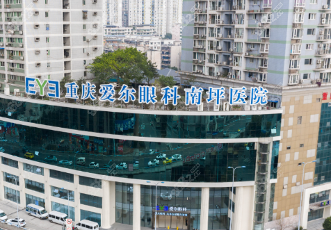 二、连锁布局：庞大网络守护视力健康