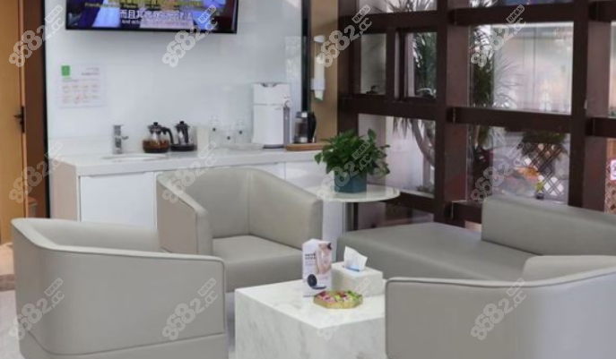 深圳正夫口腔項目價格對比表格，一目了然