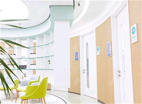 20251013708681.jpg bdfc32fe65d884d9c760b5c7e834af7.jpg