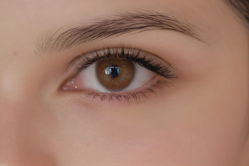 三、李莹眼科医生的“技术王牌”：全飞秒手术为什么这么火？