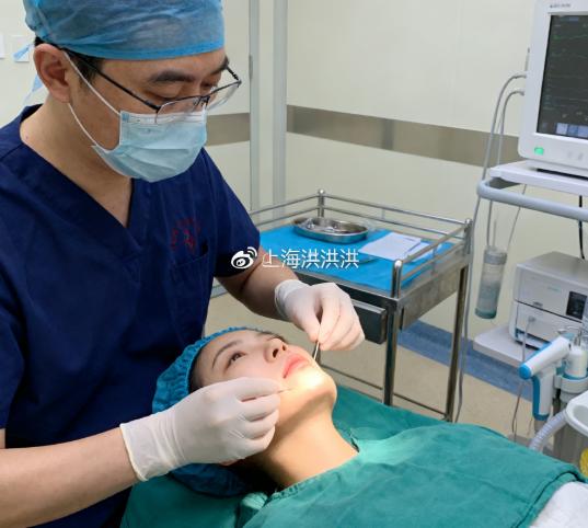 上海王洪下巴填充物取出成效如何?我做了!没有变宽没有留疤,他的内窥镜技术太香了!