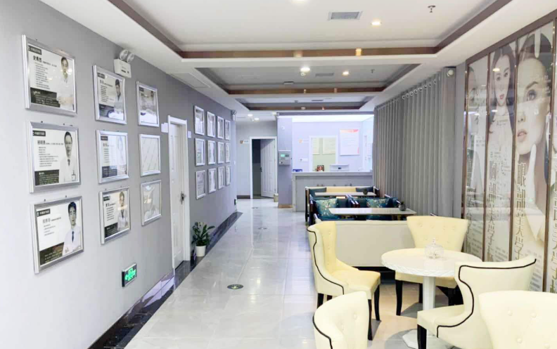 景德镇华瑞医疗美容是正规的吗?正规的!本地老牌机构,经卫健委审批技术好