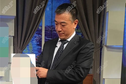 20251103224228.jpg 北京圣嘉新醫(yī)療美容醫(yī)院張笑天醫(yī)生節(jié)目招牌.jpg