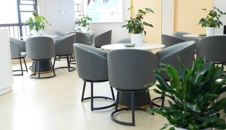 四川赵延峰和朱乐林磨骨哪个好?基本信息对比