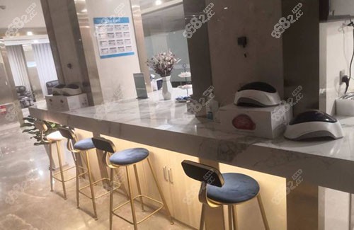 北京碧蓮盛植發(fā)休息區(qū) 北京碧蓮盛植發(fā)休息區(qū)