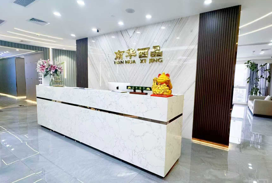 深圳张辉鼻整形在哪个医院？南华西晶门诊部坐诊，假体隆鼻42800元起，擅长赫本鼻修复