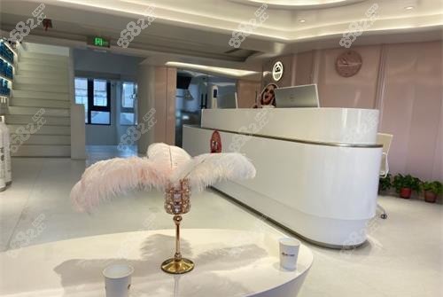 北京整齐娃娃口腔一楼接待台 北京整齐娃娃口腔一楼接待台