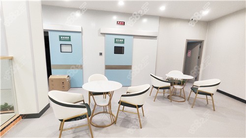 賀州牙博士口腔手術(shù)區(qū)
