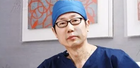 韩国清潭first整形