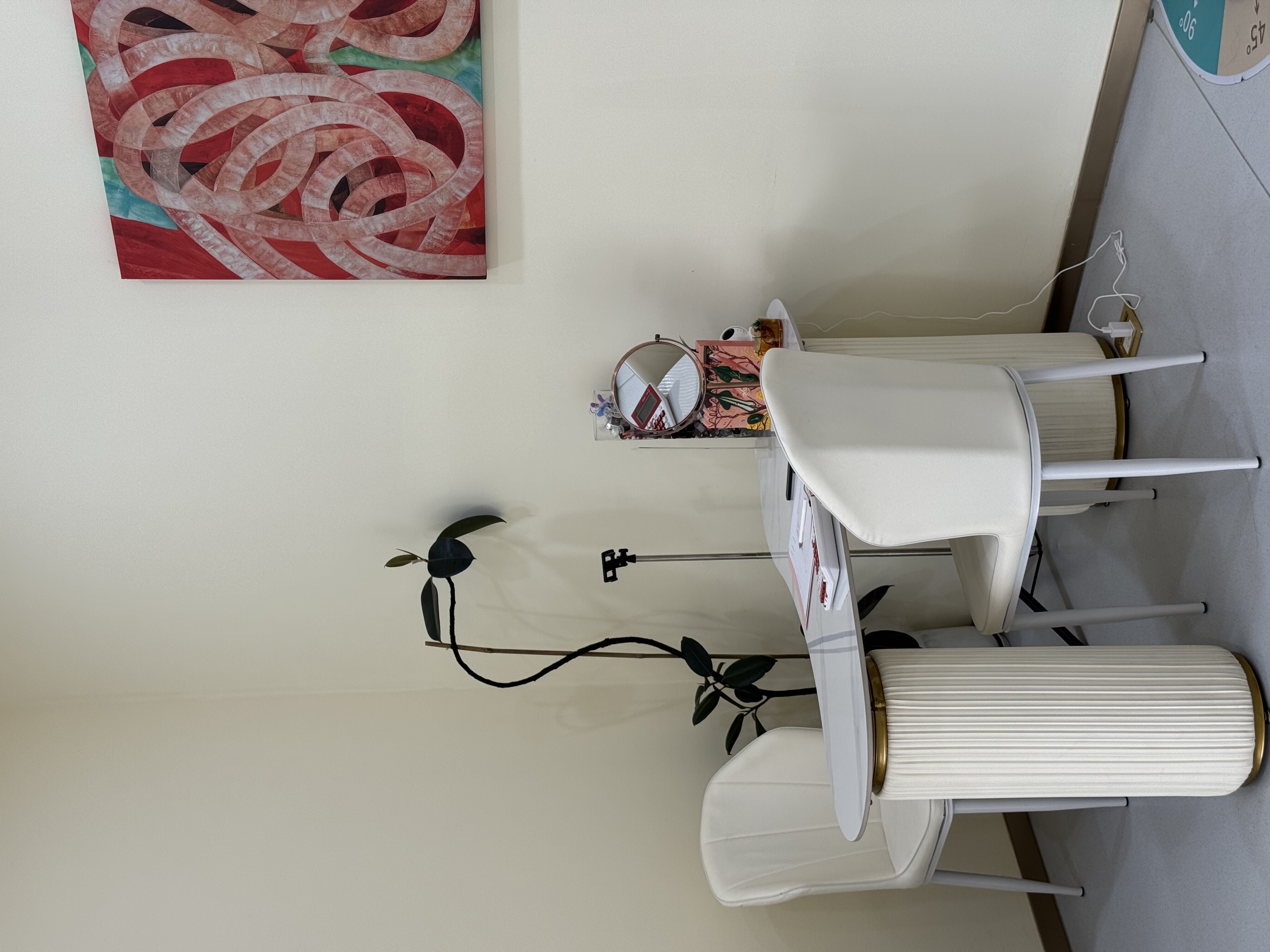 北京美爾目醫(yī)院骨干醫(yī)生出診之近視手術價格探秘