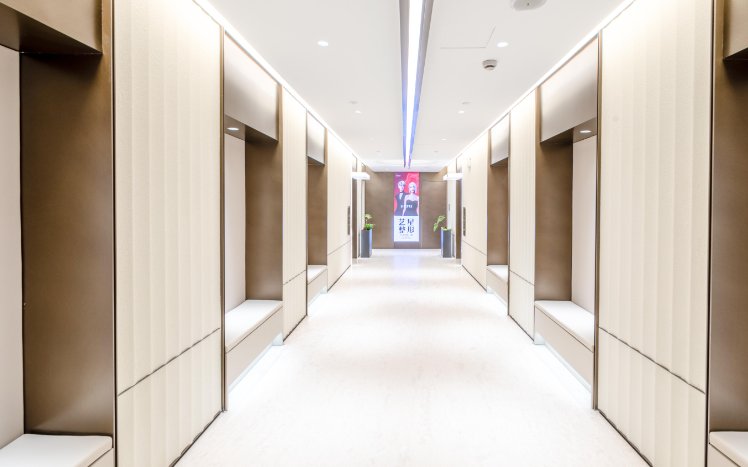 廣州吸脂醫(yī)生鄧晟華網(wǎng)友腰腹吸脂真實(shí)評(píng)價(jià)，開(kāi)啟美麗蛻變之旅！