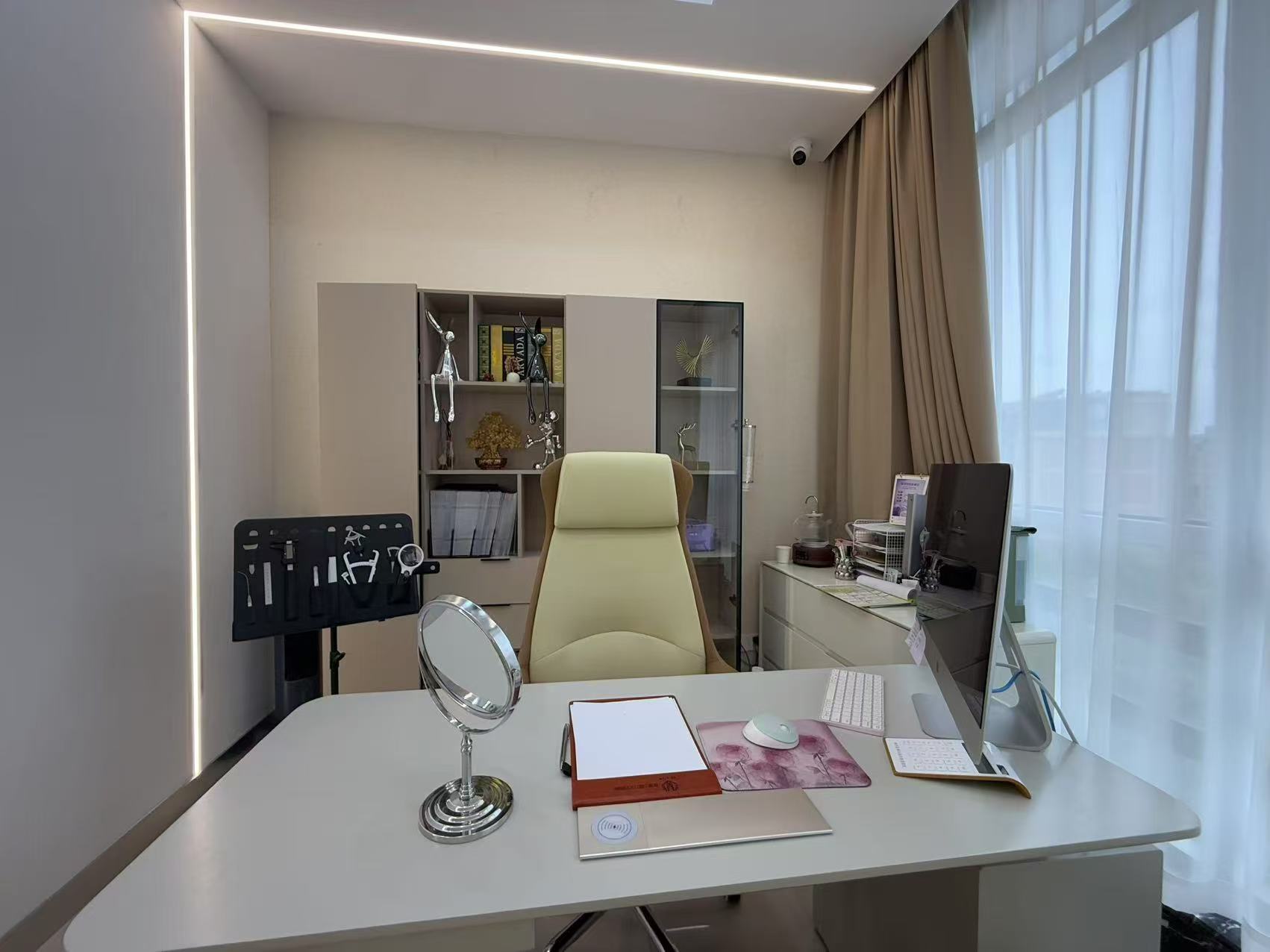 北京叶子整形医院2026价格表一览：吸脂手术价格