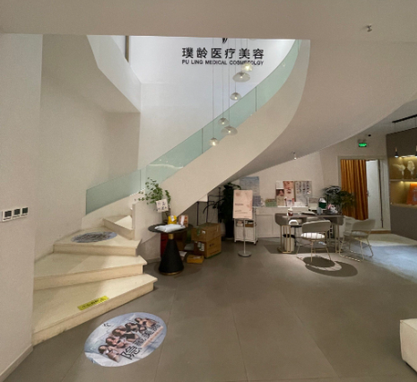 別跑空！2025任天平醫(yī)生只在成都璞齡坐診，他做眼鼻修復(fù)的口碑好技術(shù)穩(wěn)