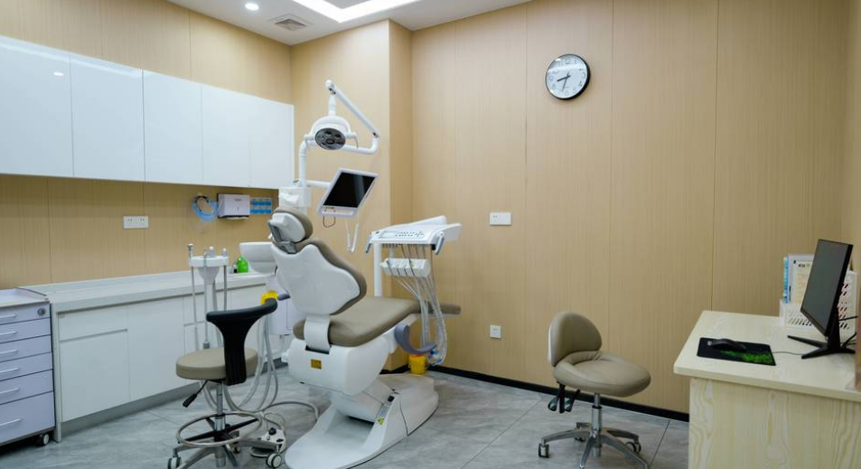 四、深圳銘德口腔醫(yī)院特色診療項(xiàng)目