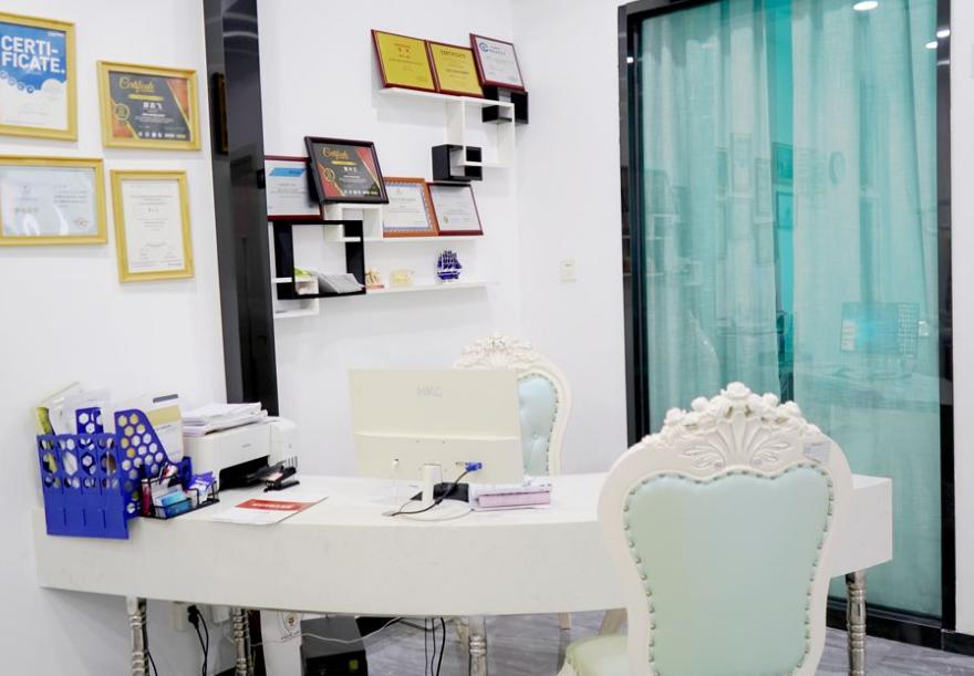 海南萬(wàn)寧市醫(yī)院全瓷牙不同材料價(jià)格對(duì)比