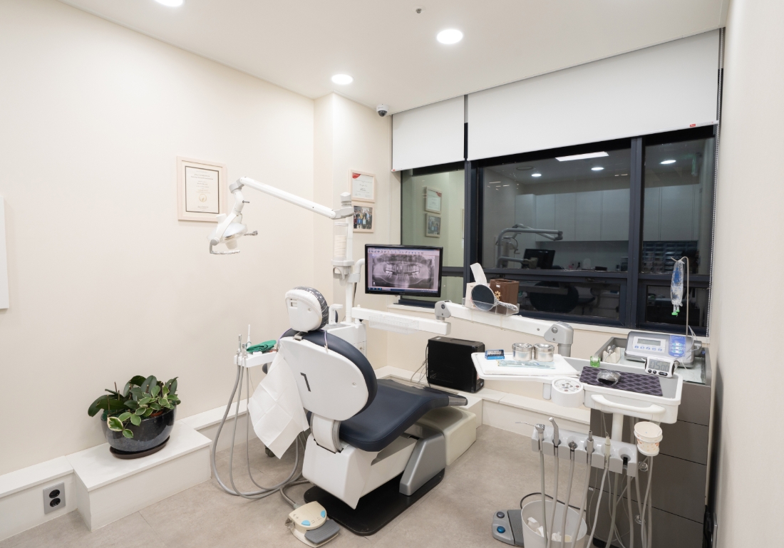 如何選擇醫(yī)院保護(hù)韓國厚唇改薄不反彈？