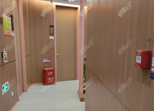 深圳藝星醫(yī)療美容醫(yī)院走廊示意圖 深圳藝星醫(yī)療美容醫(yī)院走廊示意圖