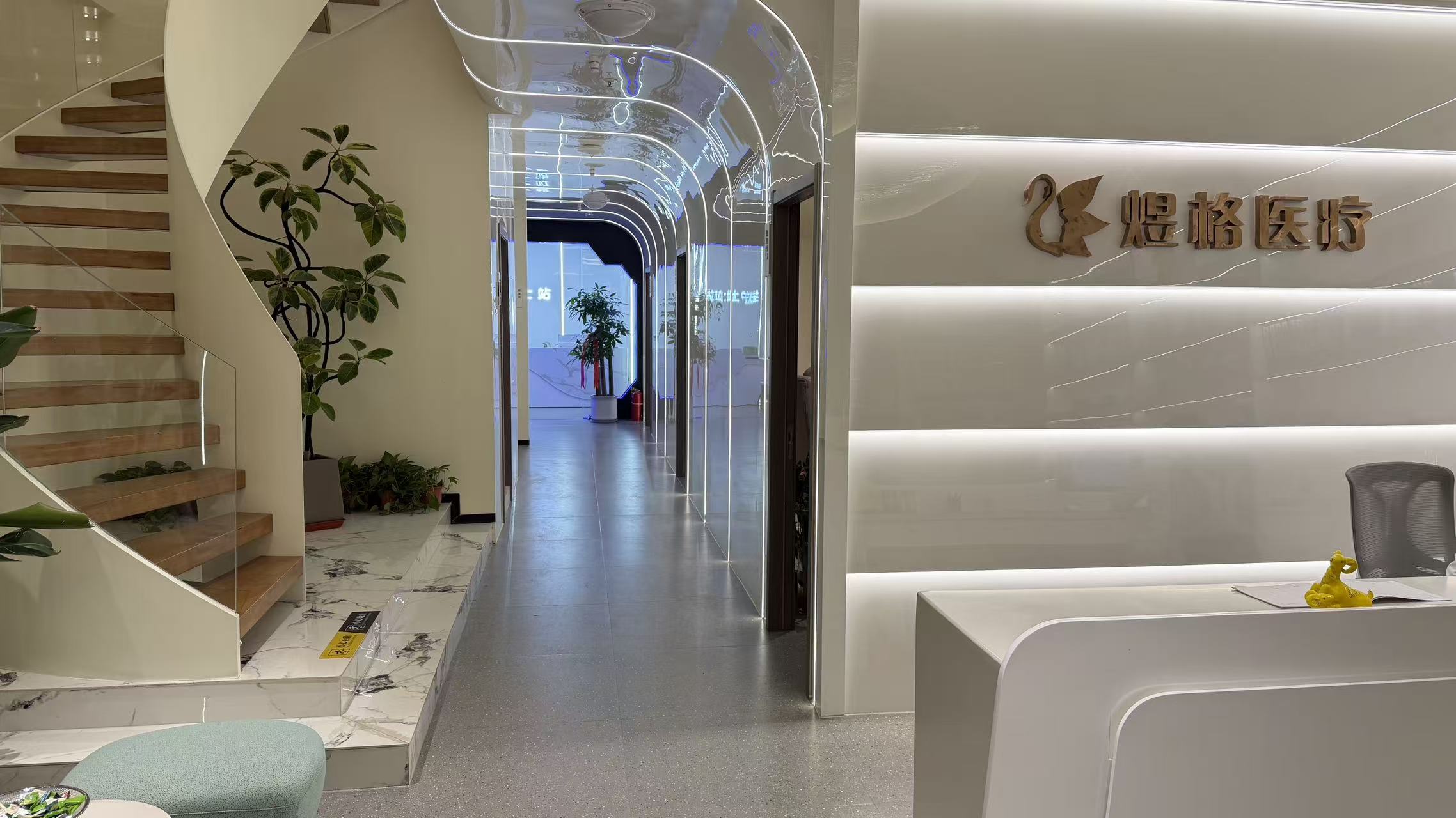 烏魯木齊有哪些正規(guī)的整形醫(yī)院排名前三名實(shí)力強(qiáng)——烏魯木齊華美整形美容醫(yī)院