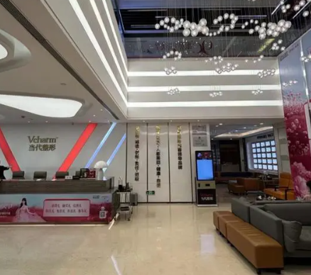 重庆隆胸医生杨力医生范例口碑