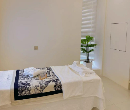 武漢藝齡醫(yī)療美容醫(yī)生雙眼皮項(xiàng)目情況