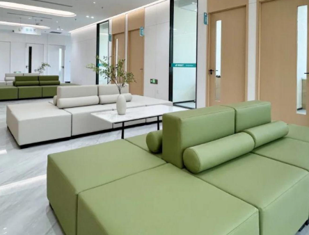 楊權(quán)明醫(yī)生做雙眼皮的優(yōu)勢(shì)分析