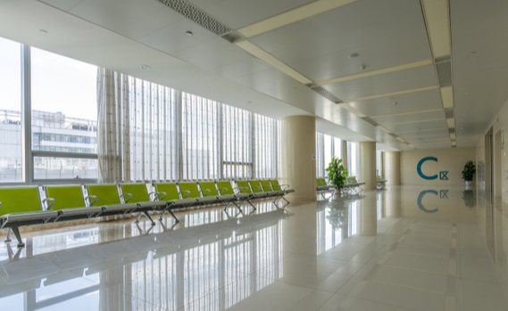 梁偉中醫(yī)生的專門背景與經(jīng)驗