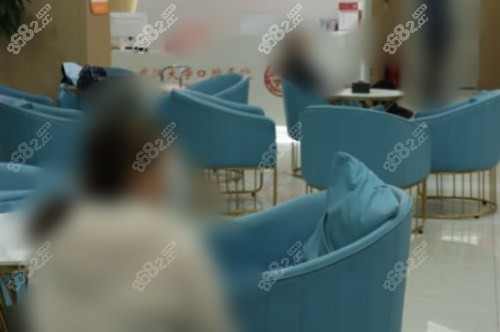 武漢仁愛口腔醫(yī)院休息區(qū) 武漢仁愛口腔醫(yī)院休息區(qū)