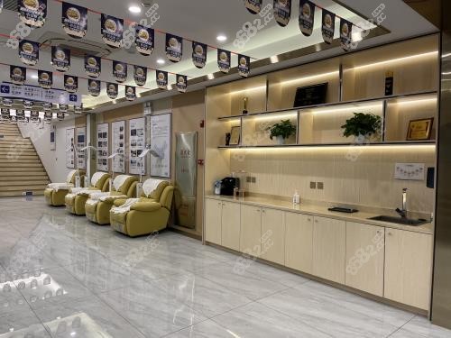 東莞碧蓮盛植發(fā)大廳