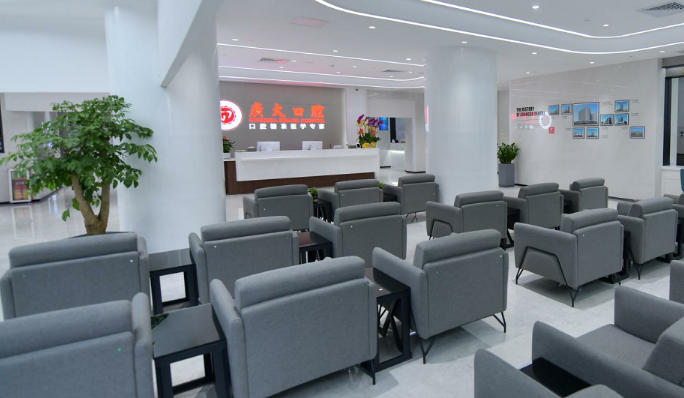 廣州廣大口腔全口吸附性義齒價格表www.sorencai.cn